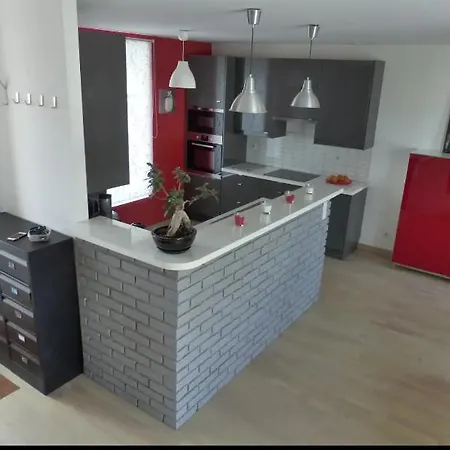 Belle Maison Avec Jardin Pres Du Centre De Tura Tours